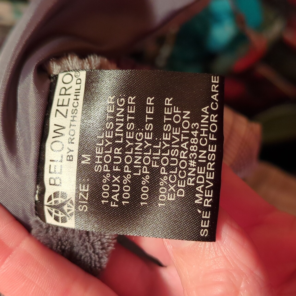 Below Zero by Rothschild jacket - Picture 8 of 9